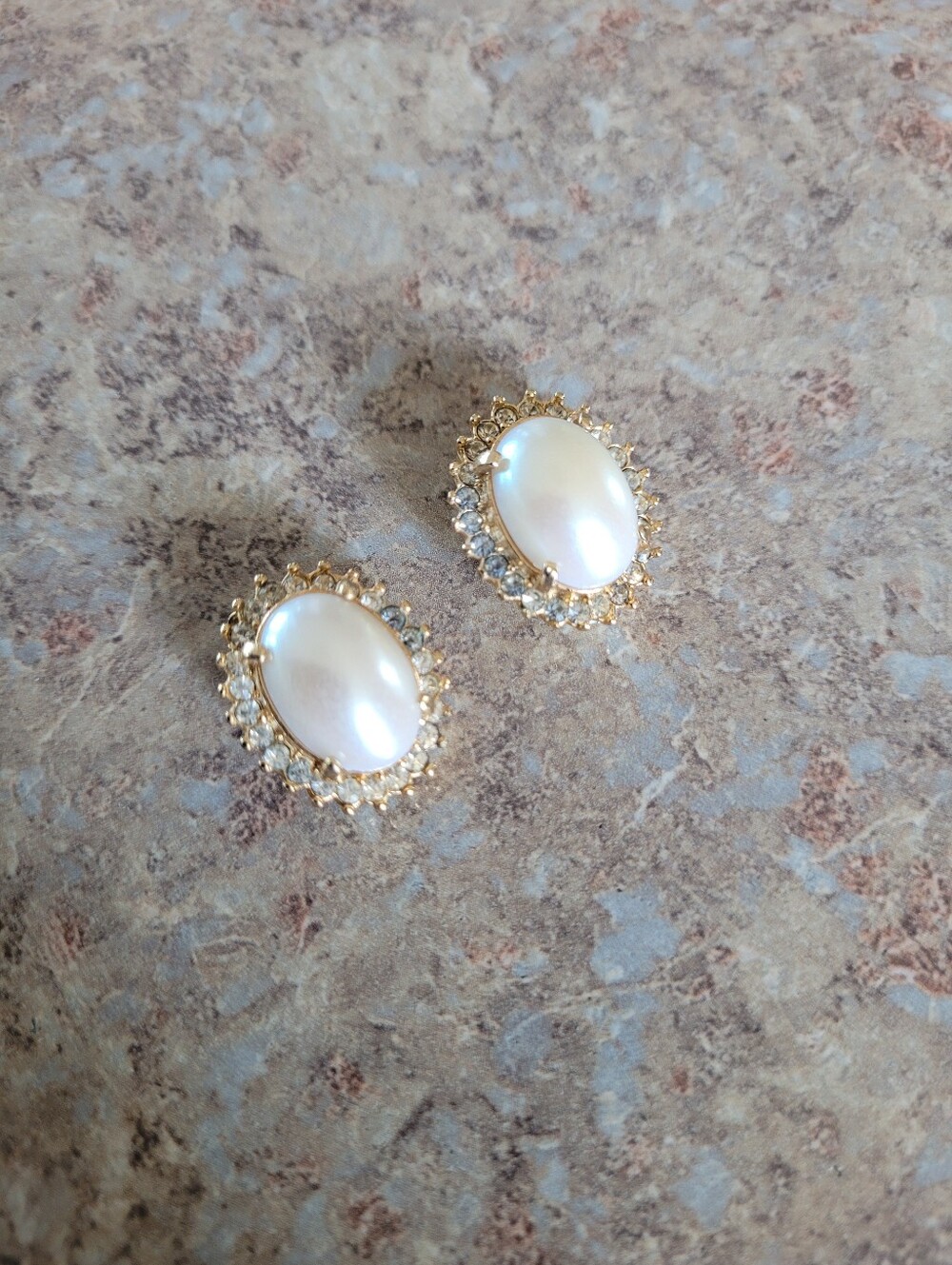 Vintage Premier Designs Gold Tone Pearl Halo Clip-on Earrings with Rhinestones